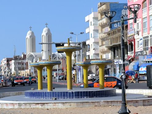Kreiselkunstwerk in unbekannte Strassen in Hurghada in Ägypten 