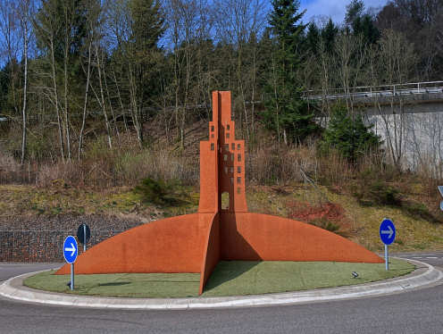 Kreiselkunstwerk in Autobahn-Auffahrt A1 Nonnweiler-Primstal zwischen Theley und Primstal 