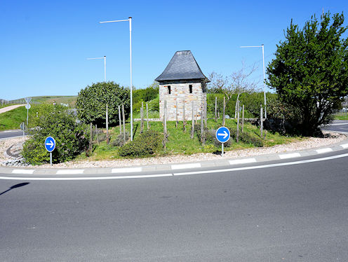 Bretzenheimer Straße - Zu- Abfahrt B41 in Winzenheim (Stadtteil von Bad Kreuznach)