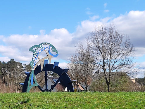 Kreiselkunstwerk in Oppershäuser Straße - Mozartstraße - Alter Postweg in Lachendorf