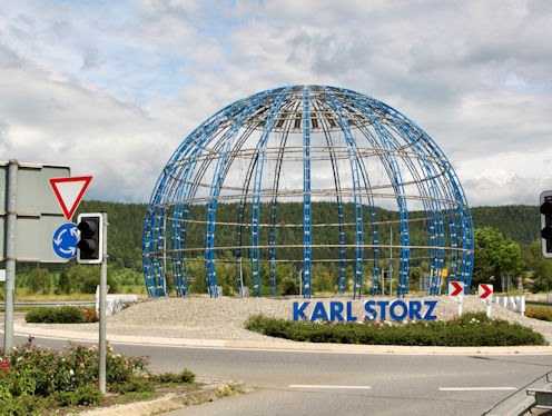 Kunst im Kreisverkehr in Tuttlingen L 277 Ludwigstaler Str. - Rußbergstraße - Nendinger Allee