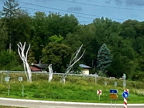 Kunst im Kreisverkehr in Waldenburger Straße - Dieselstraße