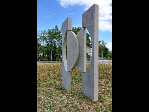Kunst im Kreisverkehr in Badstraße - Südring in Offenburg