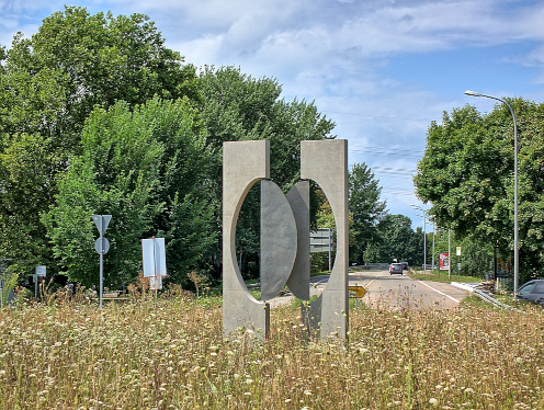 Kunst im Kreisverkehr in Badstraße - Südring in Offenburg
