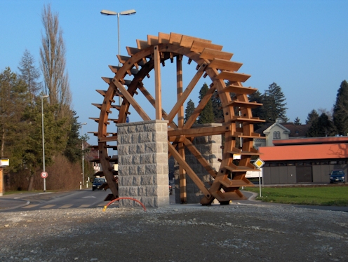 Kreiselkunstwerk in Frauenfelderstrasse - Gashausstrasse in Müllheim 