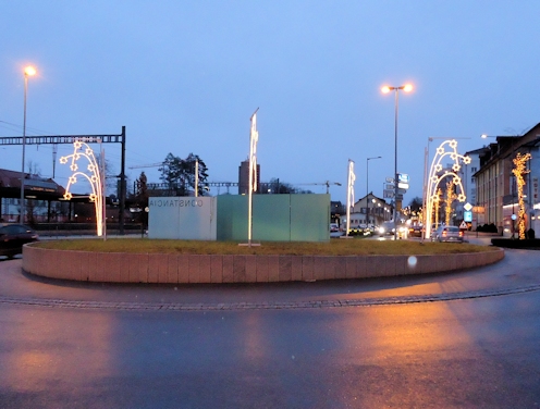 Kreiselkunstwerk in Konstanzerstrasse - Bahnhofstrasse - Rheinstrasse in Kreuzlingen 