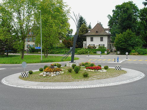 Kreiselkunstwerk in Bernstrasse - Oberstrasse in Herzogenbuchsee 