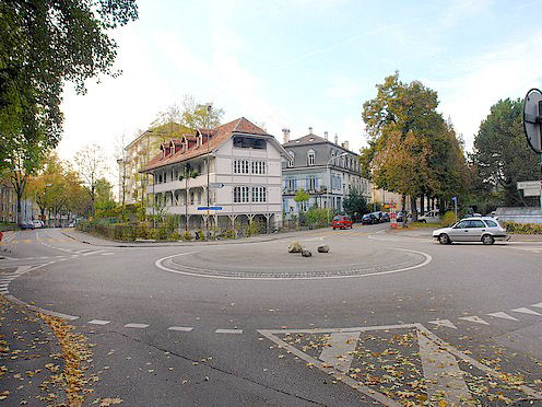 Kreiselkunstwerk in Freiburgstrasse - Friedbühlstrasse - Weyermannstrasse in Bern 