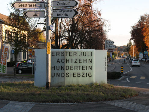 Kreiselkunstwerk in Hafenstraße - Kreuzung Pestalozzistraße - Bahnunterführung in Kreuzlingen 
