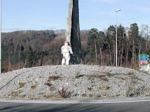 Kreiselkunstwerk in Hauptstrasse Birrfeldstrasse in Mägenwil 