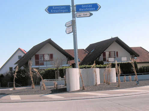 Kreiselkunstwerk in Hauptstrasse - Alterswilerstrasse - Oberhoferstrasse in Siegershausen 