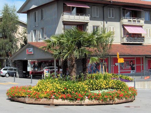 Kreiselkunstwerk in Seestrasse - Oberlandstrasse in Spiez 