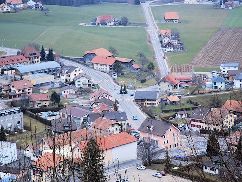 Kreiselkunstwerk in Route de l'Intyamon - Route de Broc in Epagny  
