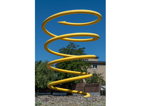 Kreiselkunstwerk in Zürichstrasse / Wihaldenstrasse / Kemptnerstrasse in Hinwil