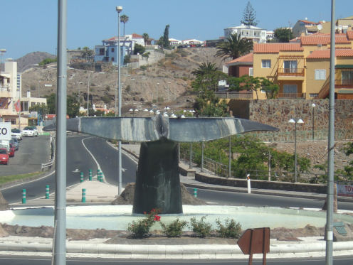 Kreiselkunstwerk in Strasse und Ort nicht bekannt in Gran Canaria 