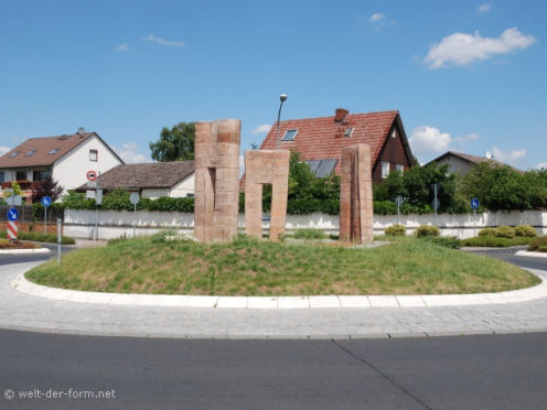 Kreiselkunstwerk in Okrifteler Straße - Nordring in Mörfelden-Walldorf 