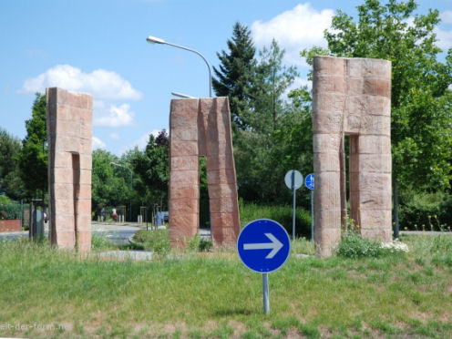 Kreiselkunstwerk in Okrifteler Straße - Nordring in Mörfelden-Walldorf 