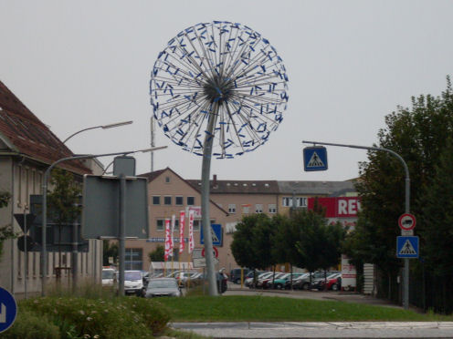 Kreiselkunstwerk in Hauptstraße - Fabrikstraße in Ebersbach an der Fils 