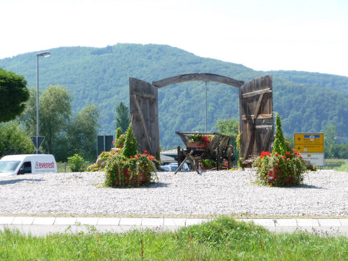 Kunst im Kreisverkehr in Rheinfelden