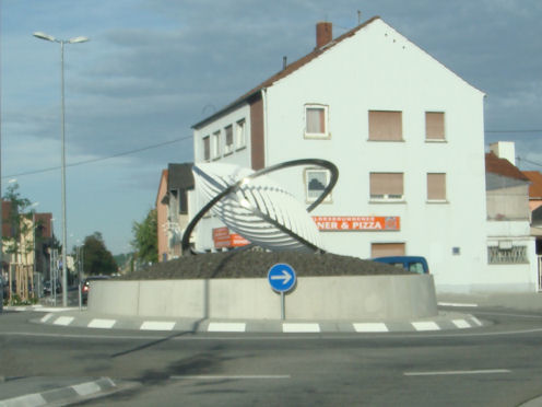 Kreiselkunstwerk in Strasse nicht bekannt in Bad Kreuznach 