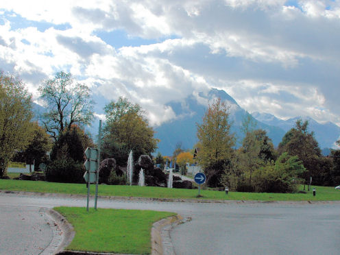 Kreiselkunstwerk in Sonthofener Strasse in Oberstdorf 