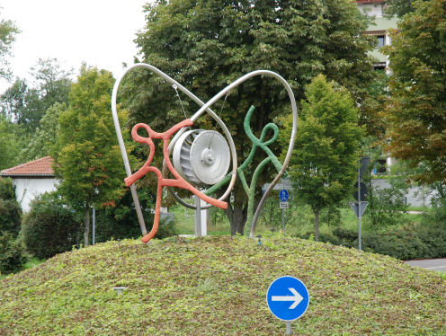 Kreiselkunstwerk in Weidweg - Wiesenplatz - Ketscher Straße in Brühl 