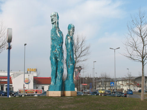 Kreiselkunstwerk in Georg-Fischer-Straße - Industriestraße - Fittingstraße in Singen 