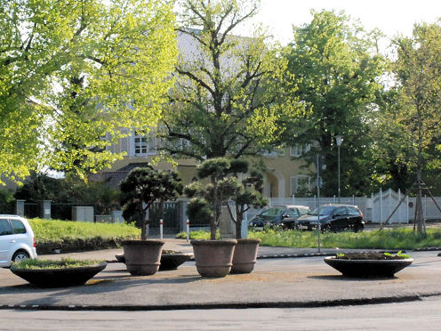 Kreiselkunstwerk in Hohenzollernstr. - Hachelallee - Königsberger Landstr. - Sommerweg in Pforzheim 