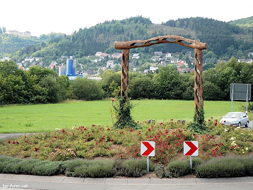 Kreiselkunstwerk in B62 - Industriestr. - Bachweg in Bad Laasphe 
