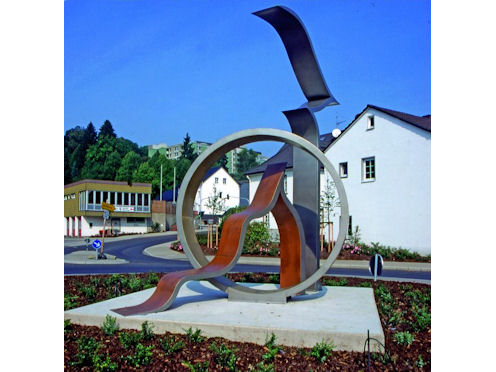 Kreiselkunstwerk in Koelner Strasse - Kehlberg in Attendorn 