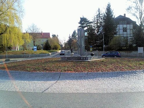 Kreiselkunstwerk in in Zschadraß 