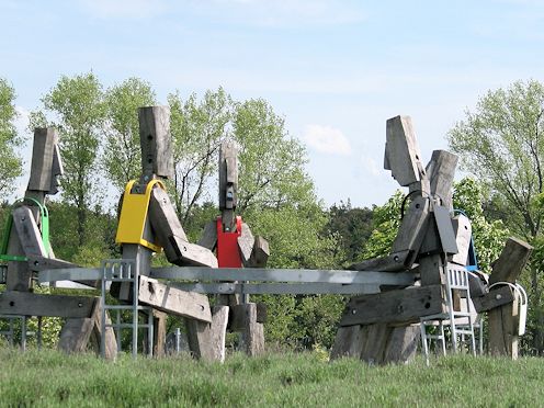 Kreiselkunstwerk in Ober-Rodener-Straße - L 3097 in Nieder-Roden 