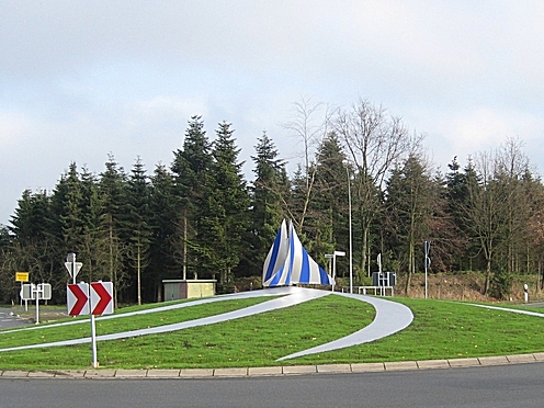 Kreiselkunstwerk in Umgehungsstraße Seevetal-Ramelsloh - Marxener Straße 