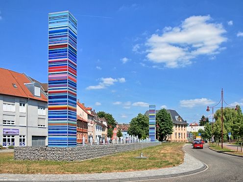 Kreiselkunstwerk in an der Jugendmusikschule, Bahnhofstr. - Zähringerstr. - Wilhelmstr. (B294) - Rinklinger Str. in Bretten 