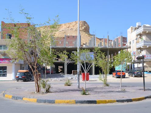 Kreiselkunstwerk in Strassen unbekannt in Hurghada in Ägypten 