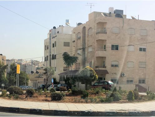 Kreiselkunstwerk in Ort und Strassen nicht bekannt in Amman 