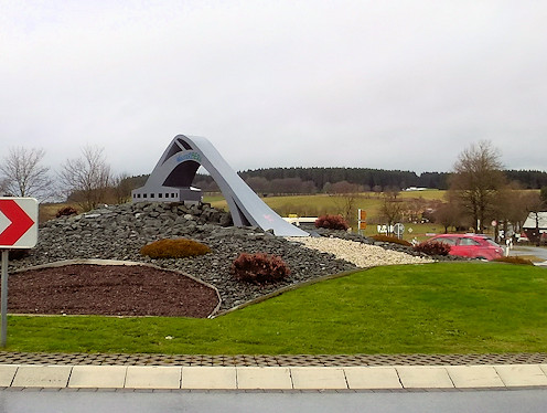 Kunst im Kreisverkehr in Winterberg