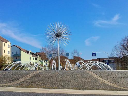 Kunst im Kreisverkehr in Stadtallendorf
