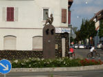 Kunst im Kreisverkehr von  Karl-Ulrich Nuss in Fellbach